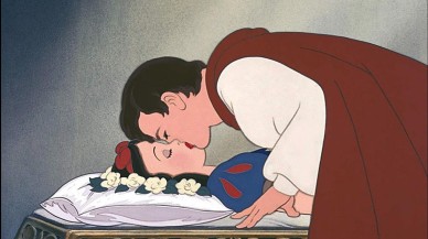 Pamuk Prenses ve Yedi Cüceler masalına ‘‘cinsel saldırı’’ şoku