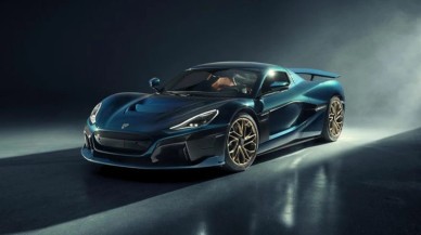 Tesla bak işine! 1914 beygirlik elektrikli Rimac Nevera tanıtıldı