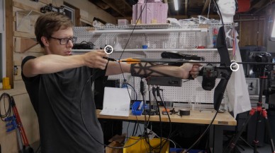 Oyundu gerçek oldu! Otomatik nişan alan yay yaptı...