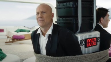 Bruce Willis aslında oynamadığı reklamdan 2 milyon dolar kazandı! Nasıl mı?