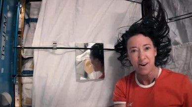 İşte uzayda saç yıkamanın incelikleri! NASA astronotu anlattı