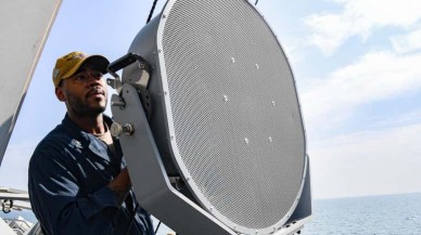 ABD Donanması,  insanların konuşmasını engelleyen bir silah geliştiriyor!