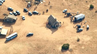 Lanetli film: Görüntü yönetmeninin öldürüldüğü sette bir olay daha!