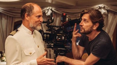 TRT ortak yapımı 'Hüzün Üçgeni',  Cannes'da 'Altın Palmiye' kazandı!