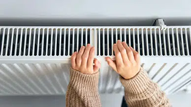 Kalorifer Peteklerinin Önüne Mobilya Koyanlar Dikkat: Doğalgaz Faturasını Doğrudan Etkiliyor