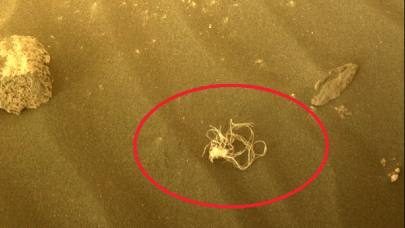 Mars’ta keşfedilen ip benzeri nesne sosyal medyayı karıştırdı