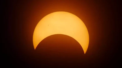 Yılın son Güneş tutulması gerçekleşti!