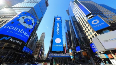 Coinbase batıyor mu? 950 çalışanın işine son verildi