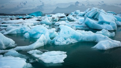 Dünya'nın iklim dengesi kaydı: Arktik Okyanusu ısındı daha fazla kar yağmaya başladı