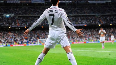 Cristiano Ronaldo'nun tartışmalı transfer haberleri sonrasında sosyal medyaya tepkiler yağdı!