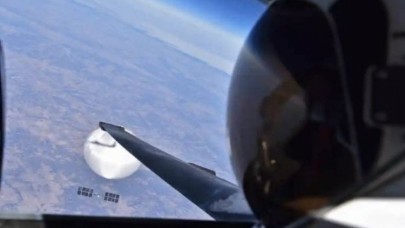 ABD ordusunun UFO'ları düşürmek için harcadığı para olay oldu: Halk tepkili