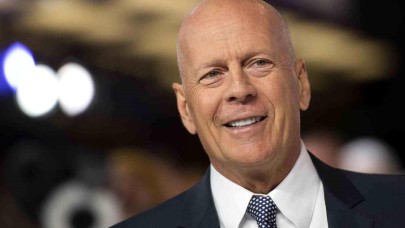 Bruce Willis'ten üzücü haber: Tedavisi olmayan bir hastalığa yakalandı