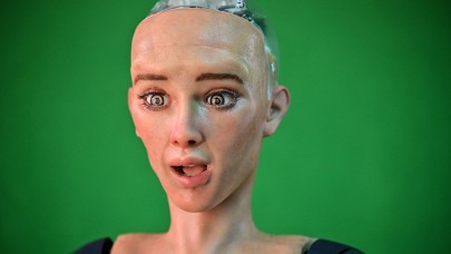 AB,  deepfake ve müstehcen yapay zeka görüntüler oluşturmayı suç haline getirecek!