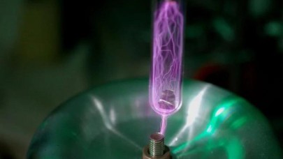 Japon bilim insanları,  elektromanyetik dalgalar kullanarak yeni bir materyal teknolojisi geliştirdi!