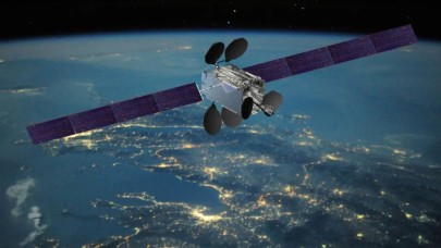 Intelsat'a ait uydu yörüngede patladı! Yörüngedeki uyduların çoğu tehlikede...