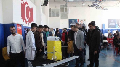 Cizre’de öğrencilerin eserleri proje şenliğinde sergilendi