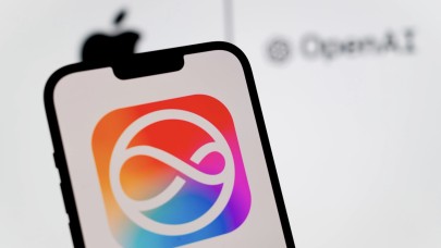 Apple telefonlara beklenen ChatGPT güncellemesi geldi
