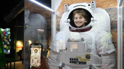 Çocuklar yarıyıl tatilinde Gökmen Uzay Havacılık Merkezi’ne koştu