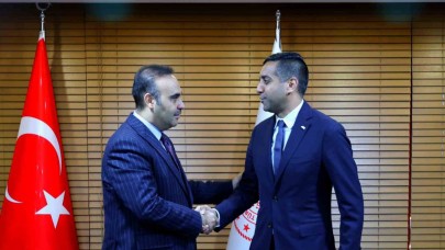 TUA ile Axiom Space arasında Türk uzay sanayi için tedarik zinciri iş birliği imzalandı