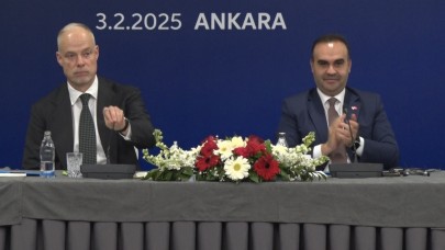 Bakan Kacır: "Ar-Ge,  yatırım ve tedarik planlamaları ve nitelikli insan kaynağı yatırımları,  Türk savunma sanayiini küresel ölçekte devler ligine taşıdı"