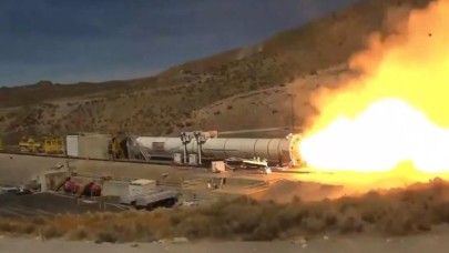 NASA,  Ay seferleri için kullanacağı roketin motor testlerini tamamladı