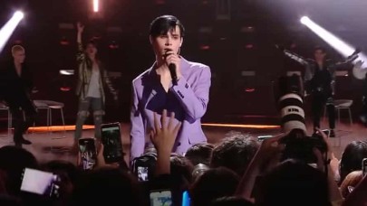 Çin'deki ses yarışmasında 3 ay mahsur kalan Rus sonunda elendi!