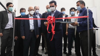 İran,  tamamı yerli ilk süper bilgisayarını tanıttı