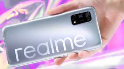 Akıllı telefon sektöründe yarış kızışıyor: Realme rakipleri geçti!