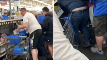 Pokémon Kartı almak için birbirlerini ezdiler!