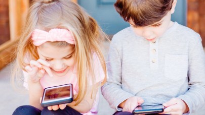 Facebook,  'Çocuklar için Instagram' planını bırakmaya çağrıldı