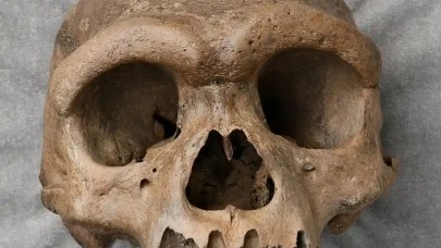 Çin'de yeni bir insan türüne ait kafatası bulundu!