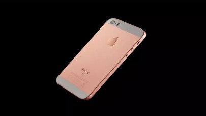 Samsung,  Apple'ı geride bıraktı!