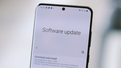 Samsung güncelleme yarışında Google'ı geride bıraktı!