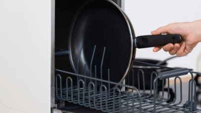 Dünyanın en küçük bulaşık makinesi! UV ışıklarıyla temizlik...