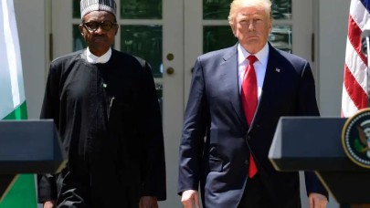 Trump'tan tepki: "Daha çok ülke Twitter ve Facebook’u yasaklamalı"