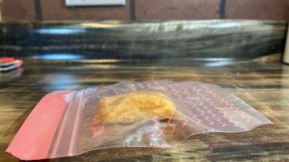 Among Us şeklindeki nugget,  e-Bay'de 34 bin dolara satılıyor