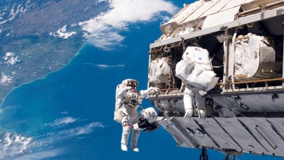 Uluslararası Uzay İstasyonu'nda 35 cm'lik delik açıldı!