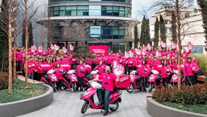 Patron topa tutuldu: Aşı olamadığını söyleyen Yemeksepeti Banabi çalışanlarına Twitter'da destek!