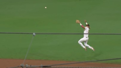 Oyunlardaki "çift zıplama" özelliği gerçek oldu! Canlı yayında...