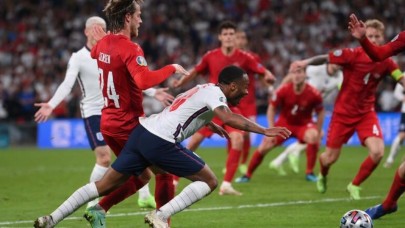 İngiltere'deki Apple TV kullanıcıları isyan etti!