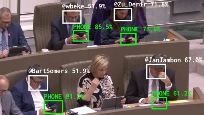 Belçika'da telefonlarıyla ilgilenen milletvekillerini ifşa eden uygulama geliştirildi