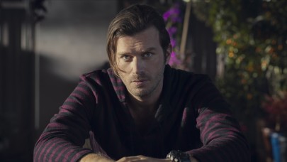 Kıvanç Tatlıtuğ,  Netflix yapımı Into The Night dizisine katıldı