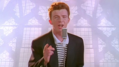 "Never Gonna Give You Up" YouTube'da 1 milyar izlenmeye ulaştı