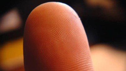 İnsan terini elektriğe çeviren çok verimli bir cihaz geliştirildi