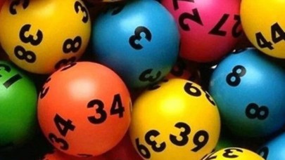 Piyangonun sayılarını analiz eden adam,  376 bin dolar kazandı