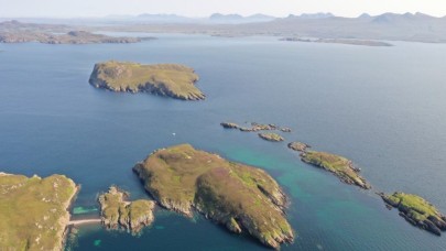 1+1 ev parasına 89 bin metrekarelik ada! Toplanın gidiyoruz...