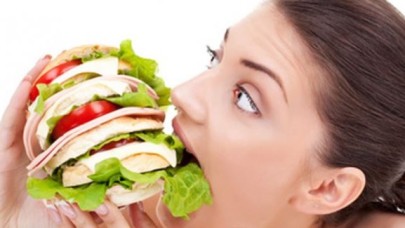 Hıçkırığa ne sebep olur? Hıçkırık nasıl geçer? - VİDEO