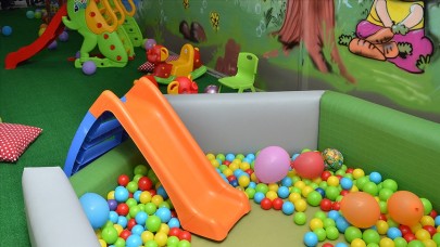 Aşı olmayanların çocukları,  belediye kreşlerine alınmayacak! Çok tartışılacak karar...