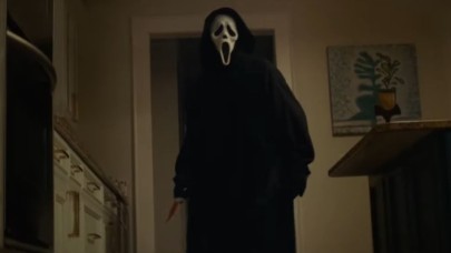 En sevdiğimiz korkunç yüz döndü: Yeni Scream filminden ilk fragman