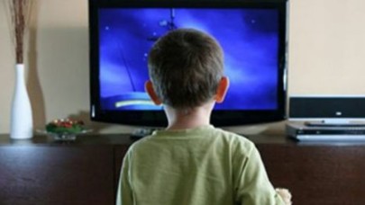 Türkiye'de TV izleme süresi aldı başını gidiyor:  4, 5 saati geçti...